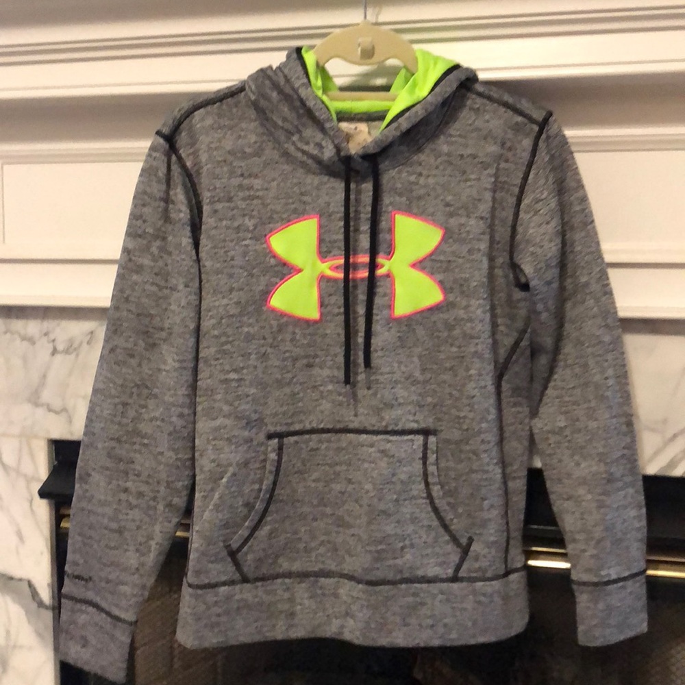 Women’s Under Armour Storm hoodie size Small.